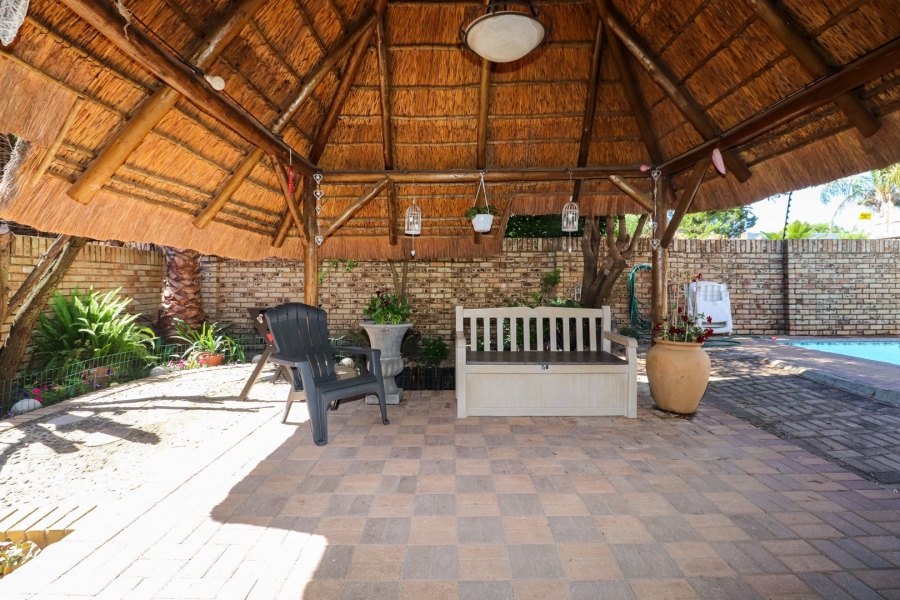 3 Bedroom Property for Sale in Flimieda North West